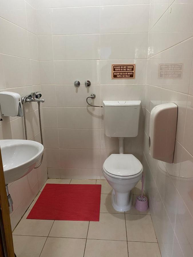 Bungalovi Drevna Novi Sad Bagian luar foto